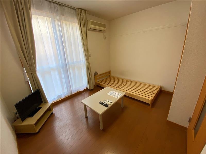 居間